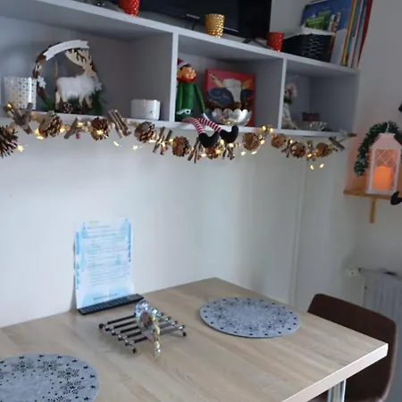 Petit Lumineux Vue Montagne דירה *