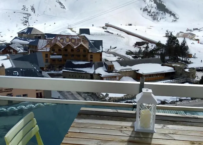 Petit Lumineux Vue Montagne ラ・モンジー